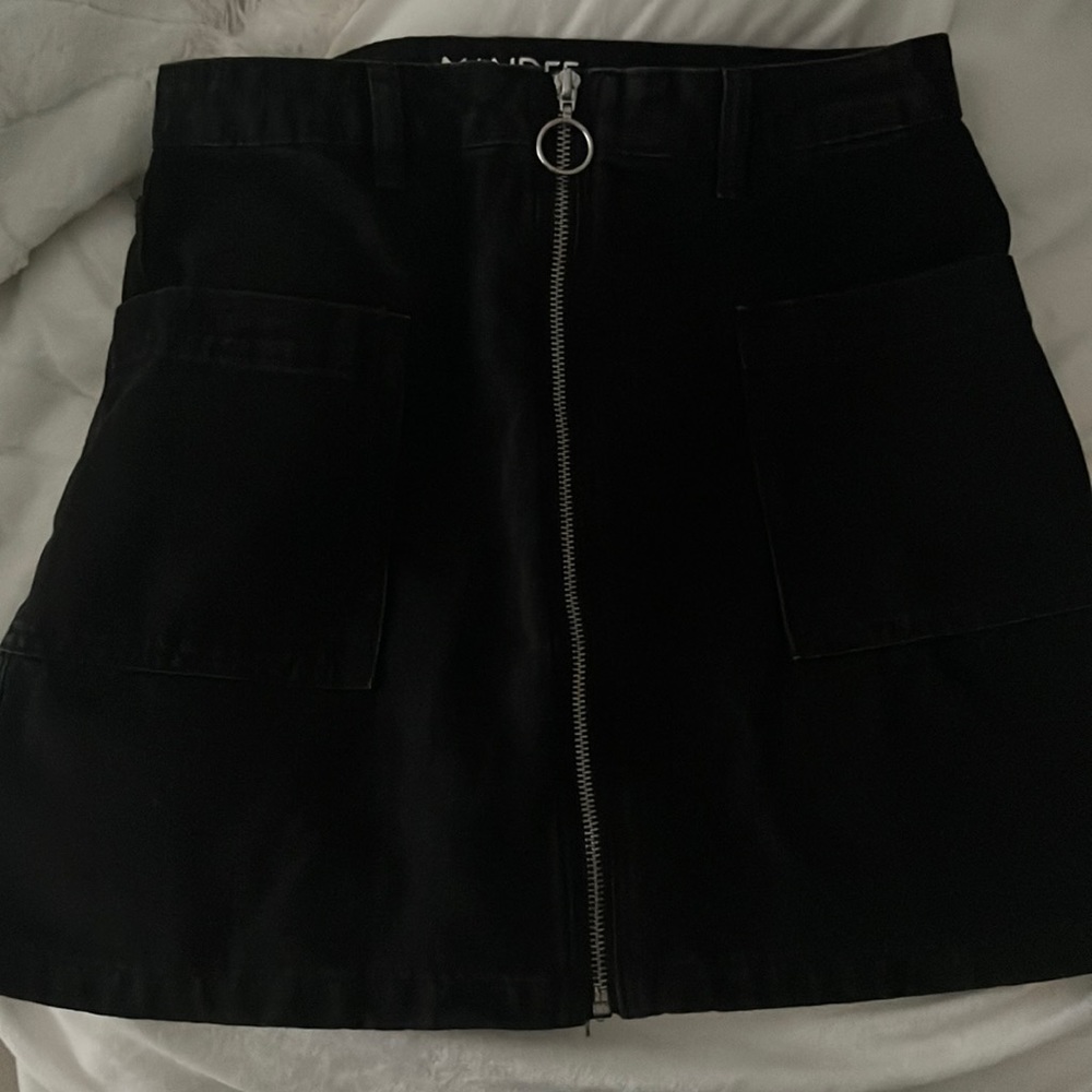 Black skirt with a zipper